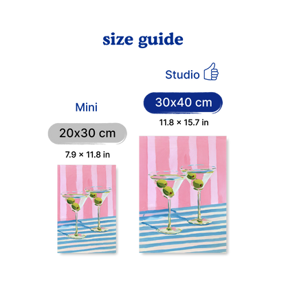 Size guide for prints with dimensions 20x30 cm and 30x40 cm, featuring a design of martini glasses on a striped background.